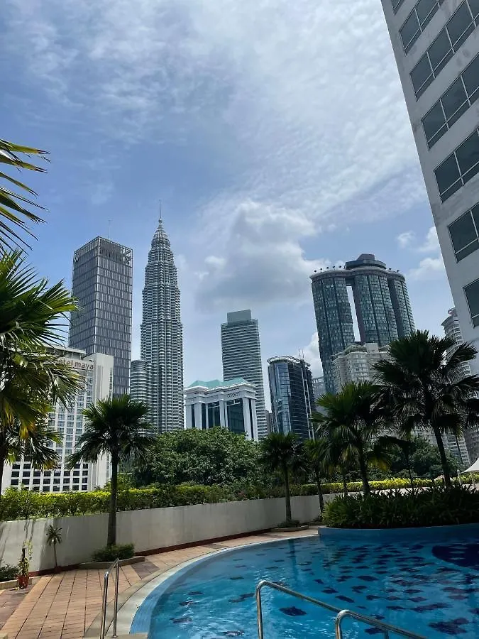 Crest Residence 2 Bedroom Condo With Klcc View Kuala Lumpur