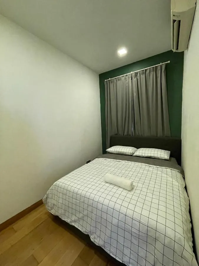 Lägenhet Crest Residence 2 Bedroom Condo With Klcc View Kuala Lumpur