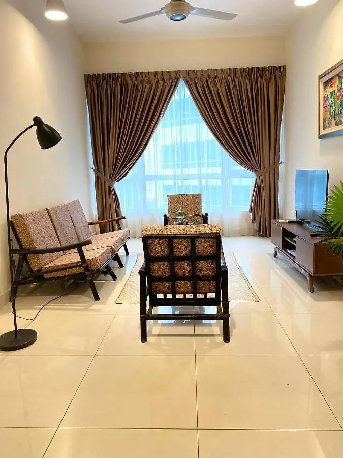 Crest Residence 2 Bedroom Condo With Klcc View Kuala Lumpur 0*,